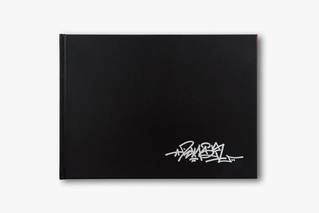 BLACKBOOK 04 - EKSIT (LIMITED EDITION)
