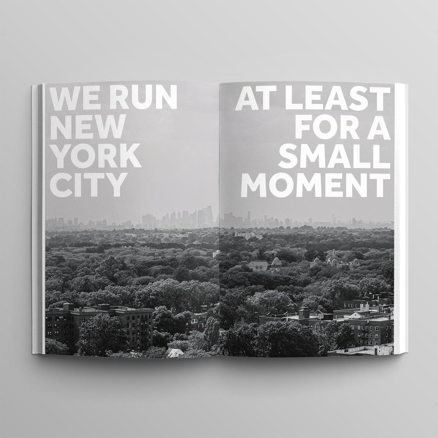 WHITEBOOK 01 - IT´S A CIRCLE (REGULAR EDITION)