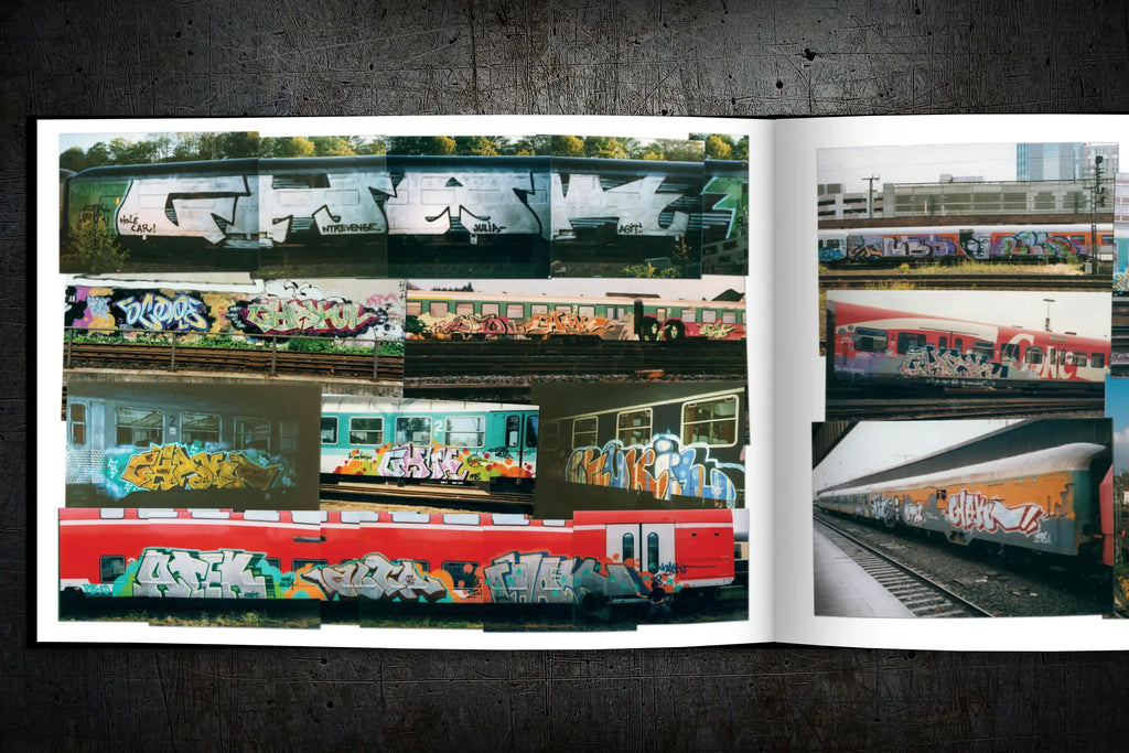 BLACKBOOK 04 - EKSIT (LIMITED EDITION)