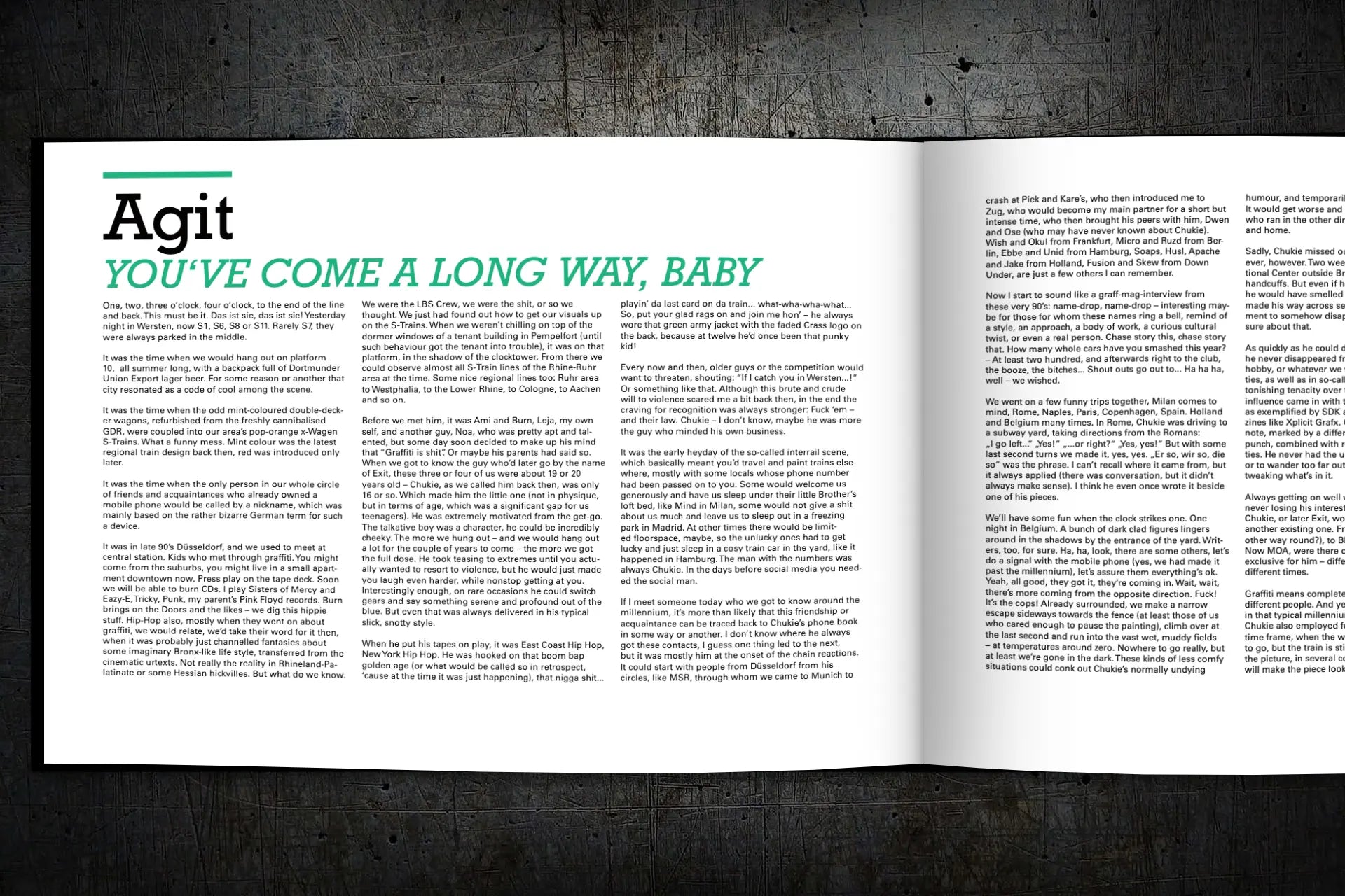 BLACKBOOK 04 - EKSIT (LIMITED EDITION)