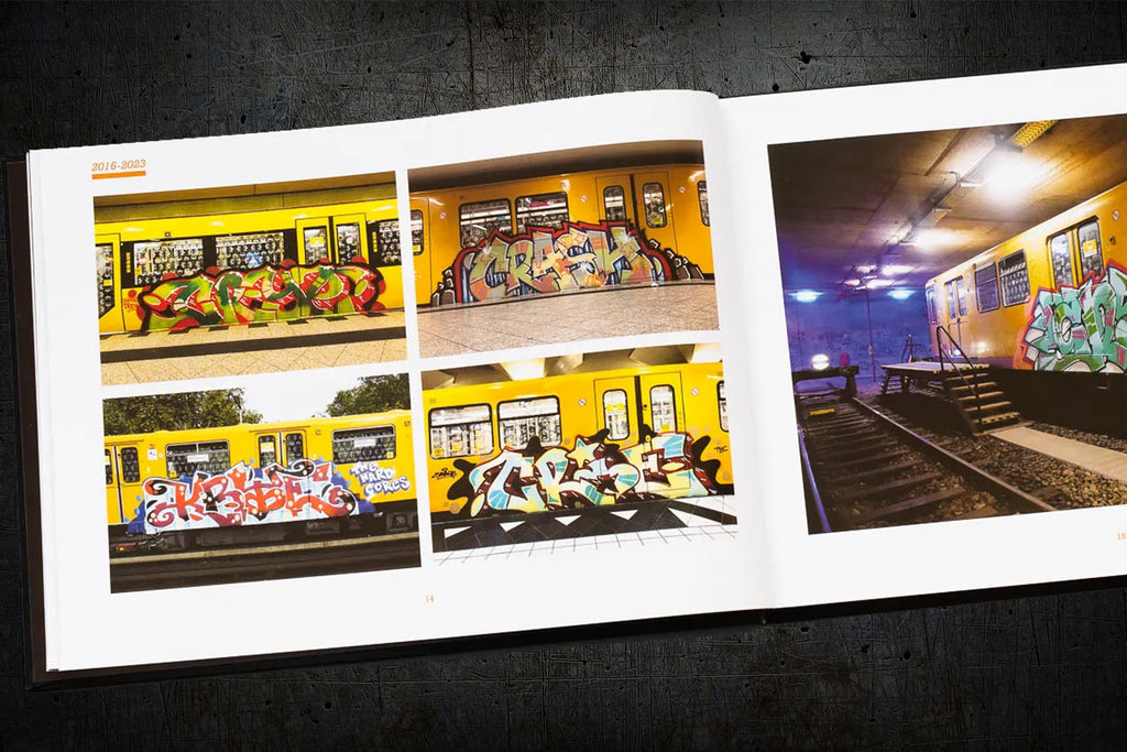 BLACKBOOK 01 - CRYE (REGULAR EDITION)