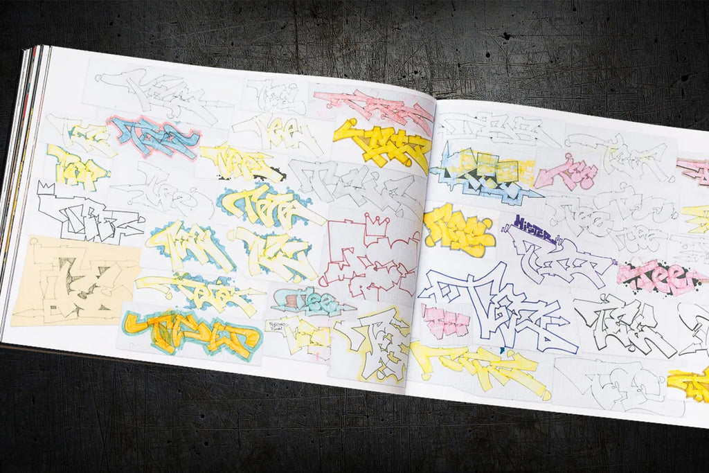 BLACKBOOK 02 - ABIS (REGULAR EDITION)